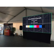 Светодиодный экран, шаг 2,6 мм, размер 2x2 м.